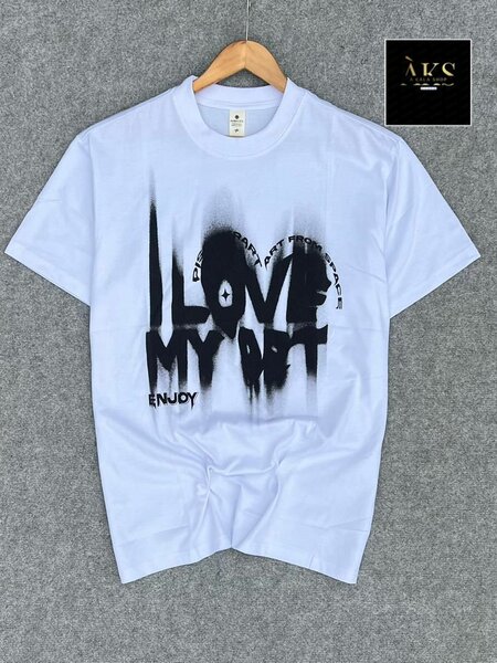 T-shirt graphique artistique