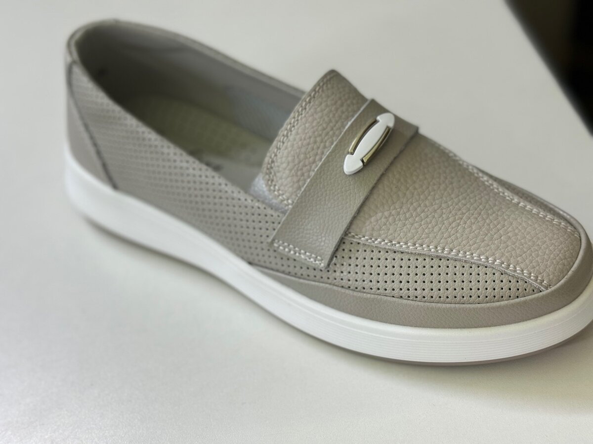 Кожаные лоферы