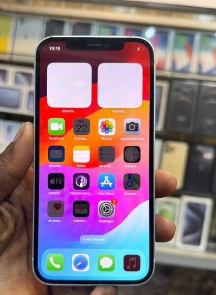 iPhone 11 Pro - Smartphones