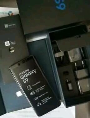 Samsung Galaxy S9 Smartphone