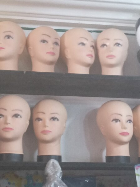 Tete mannequin. Smal