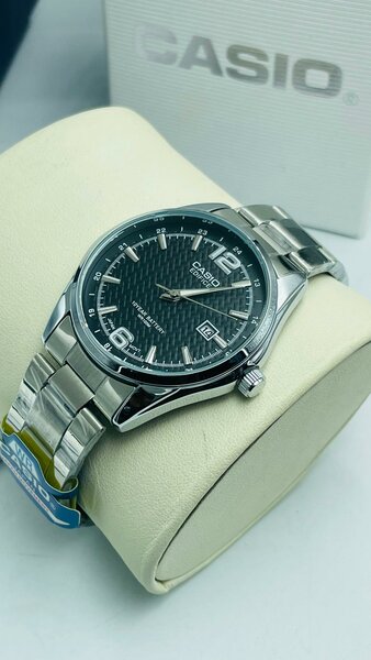 Unisexe Casio acier fond noir