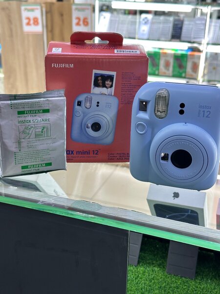 FUGIFILM instax mini 12