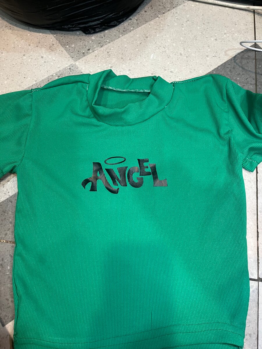 Crop top enfant original et confortable