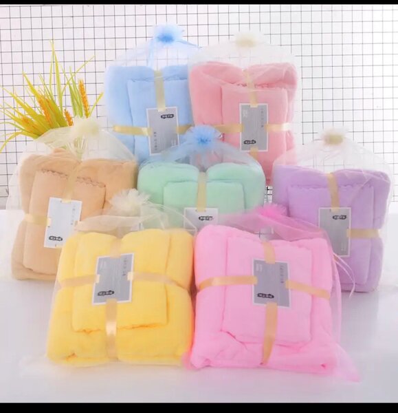 Serviette 2 pièce petit et grand