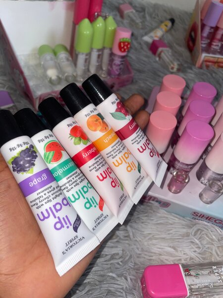 Lot de brillants à lèvres hydratants