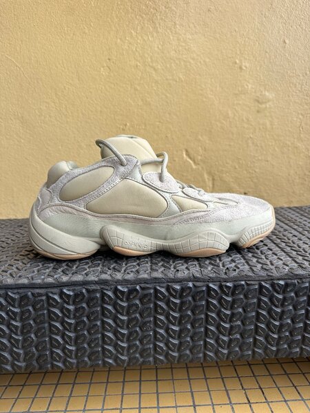 Yeezy 500