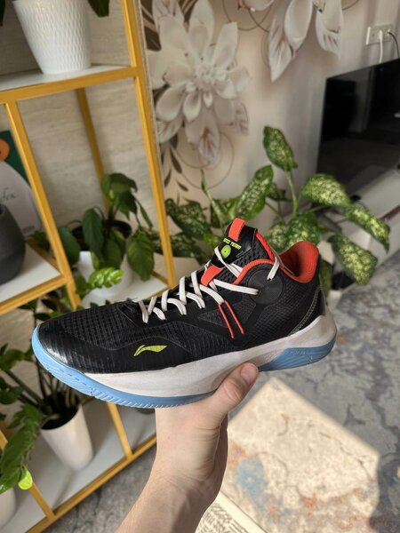 Li ning sonic low