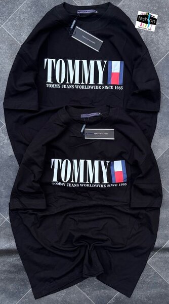 T-shirt noire Tommy Jeans
