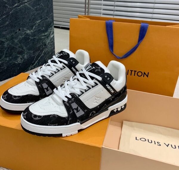 Baskets Louis Vuitton