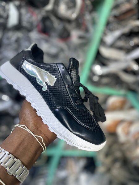 Baskets mode homme couleur néon