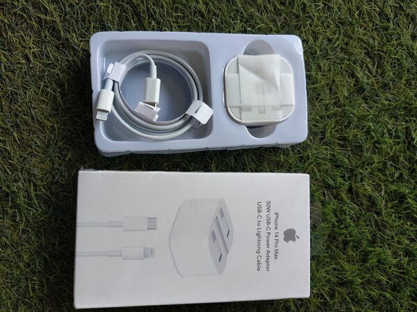 Iphone 14pro max charger
