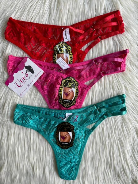 Strings et culottes pour femmes