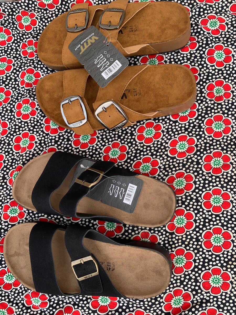 Sandales plates pour homme