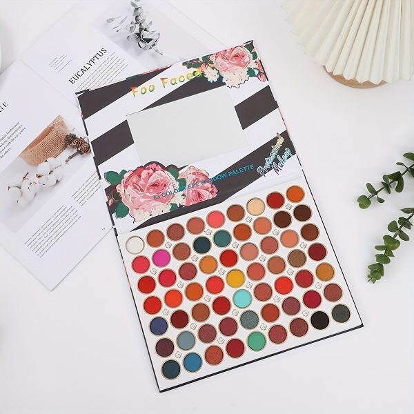 Foo Face 63-color Eyeshadow