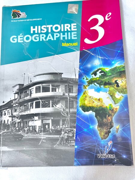 Manuel Histoire Géographie 3e