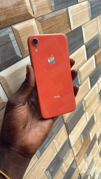 Apple iPhone XR Rouge 64Go