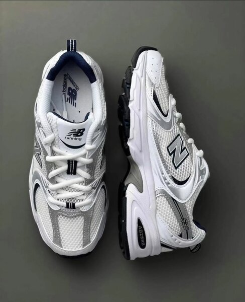 New Balance 530
