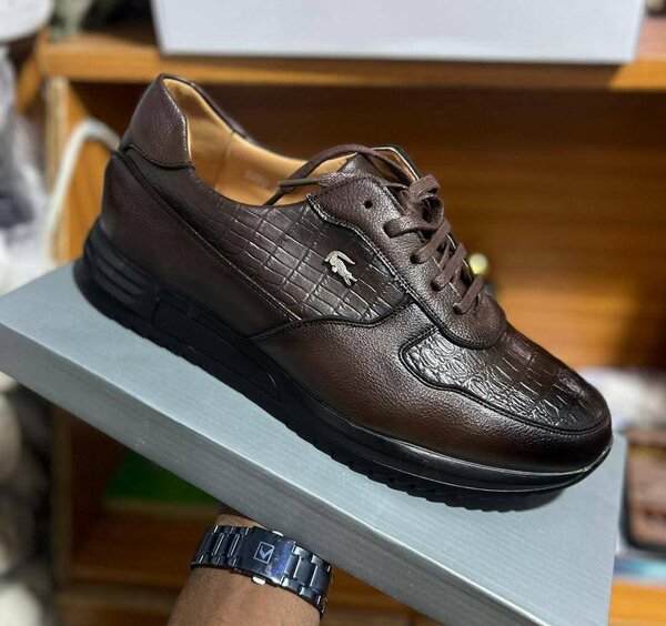 Chaussures en cuir élégantes