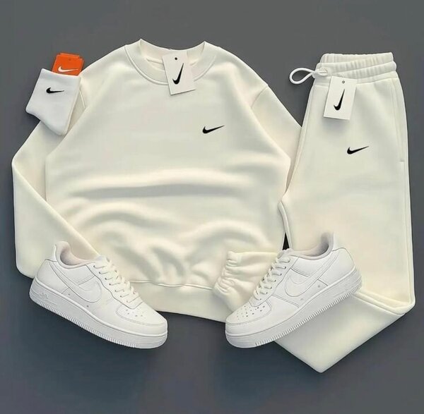 Ensemble sport Nike blanc