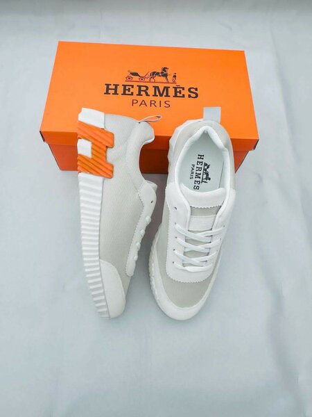 Sneakers blancs élégants Hermès