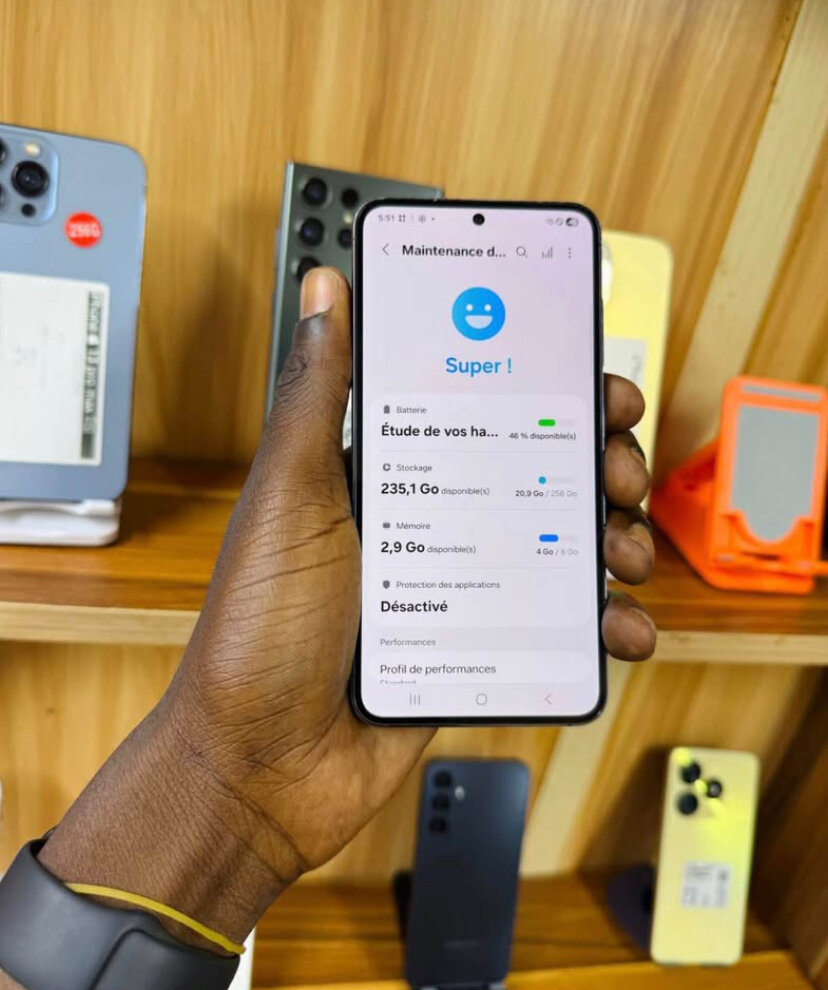 Téléphone portable Samsung s23