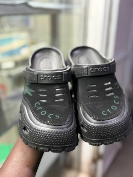 Sabots Crocs Noirs Confort