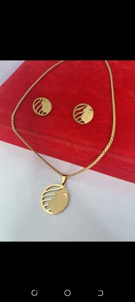 Chaine, boucle, bracelet