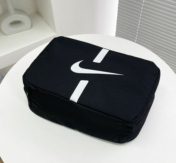 Sac de sport Nike et Adidas