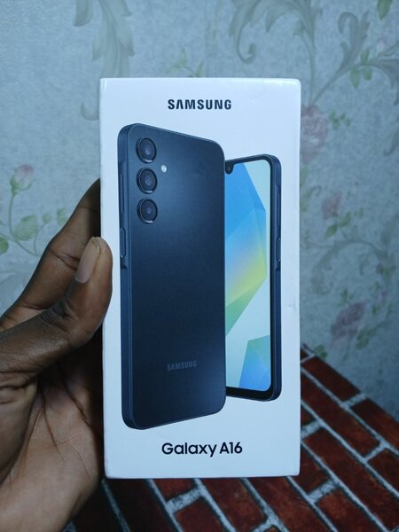 Samsung Galaxy A16 Smartphone
