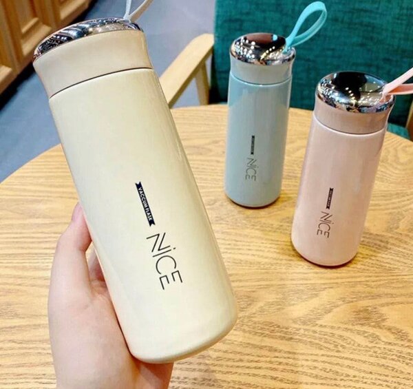 Bouteilles Colorées "Hello Master"