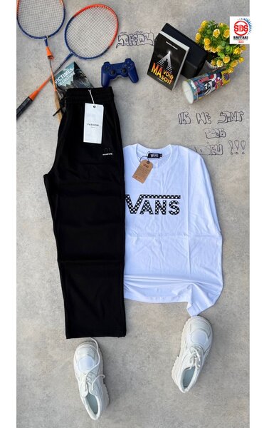T-shirt et pantalon Vans