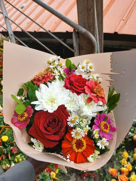 Bouquet de Fleurs Vibrant