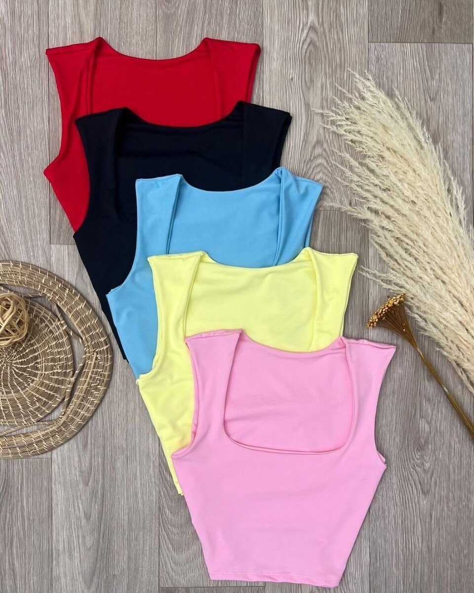 Débardeurs colorés tendance