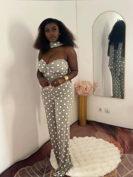 Combinaison élégante à pois