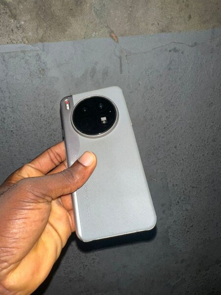 Tecno camon 40 premier 5g