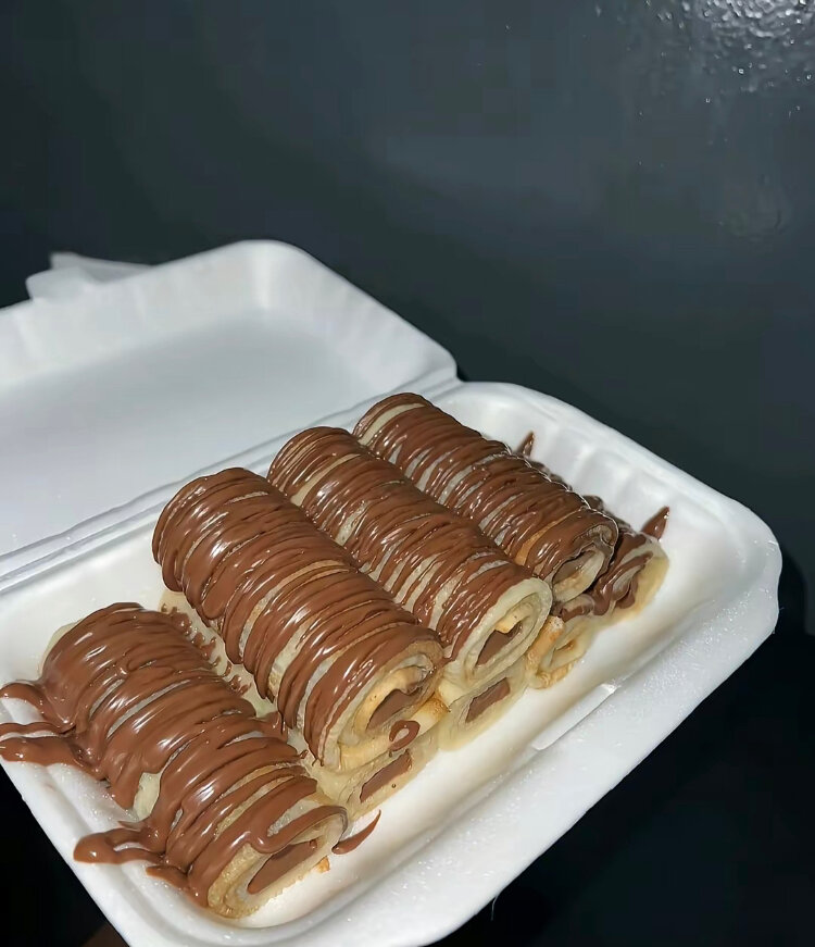 Crêpes roulées au chocolat