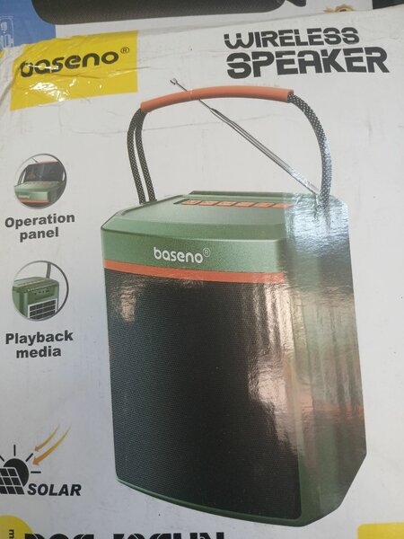 Enceinte Bluetooth Baseno Solaire