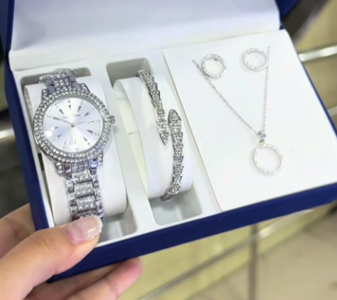 Зергер буюмдардын топтому