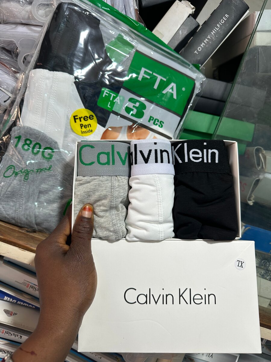 Complet  Calvin Klein Homme