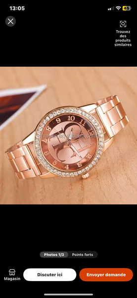 Montre femme dorée élégante