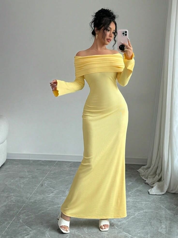 Robe longue élégante épaules nues