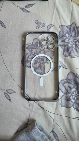 iPhone 14 Pro Max Magnet Case