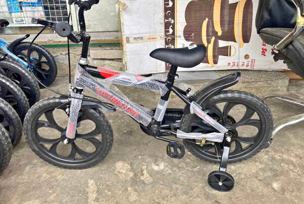 Vélo Enfant avec Roulettes