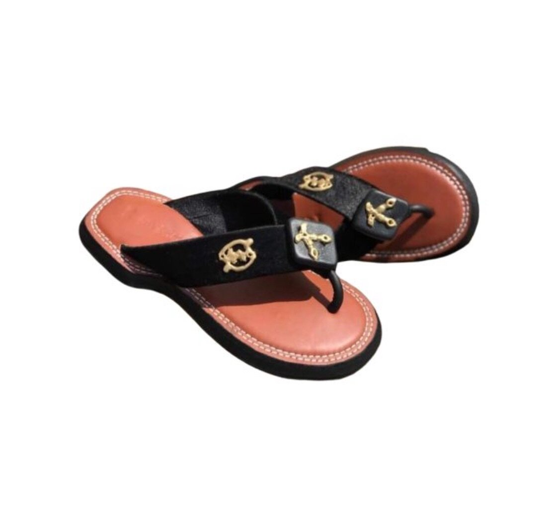 Quality Contemporary Native Sa