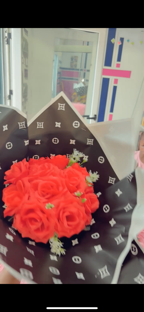 Bouquet de roses rouges élégantes