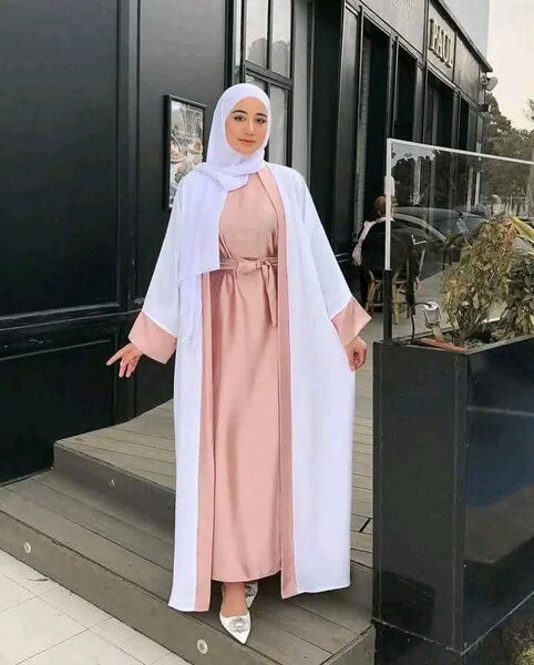 Tenue islamique moderne pour femme