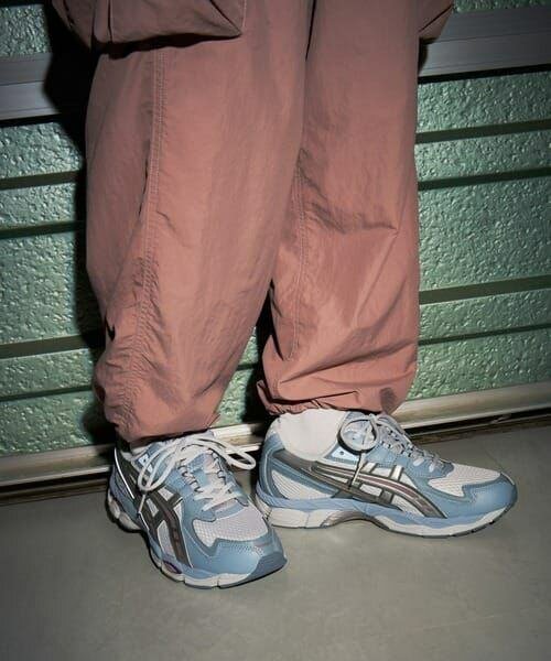 Baskets légères bleues Asics