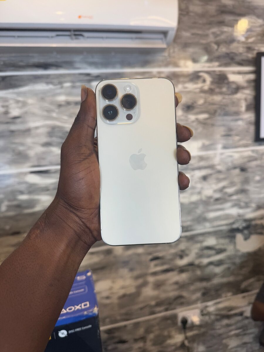 iPhone 14 Pro Max 1tb eSIM unlocked