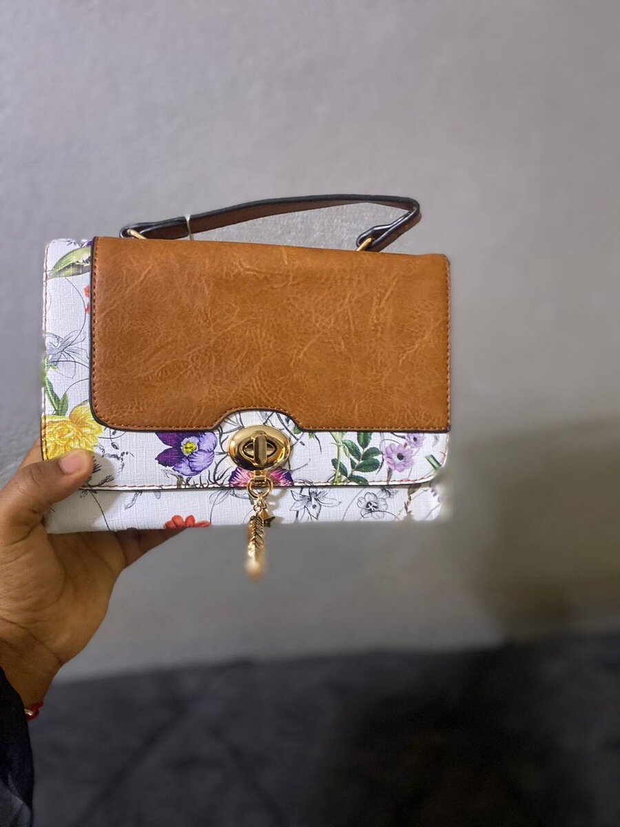 Sac à Main Floral et Cuir